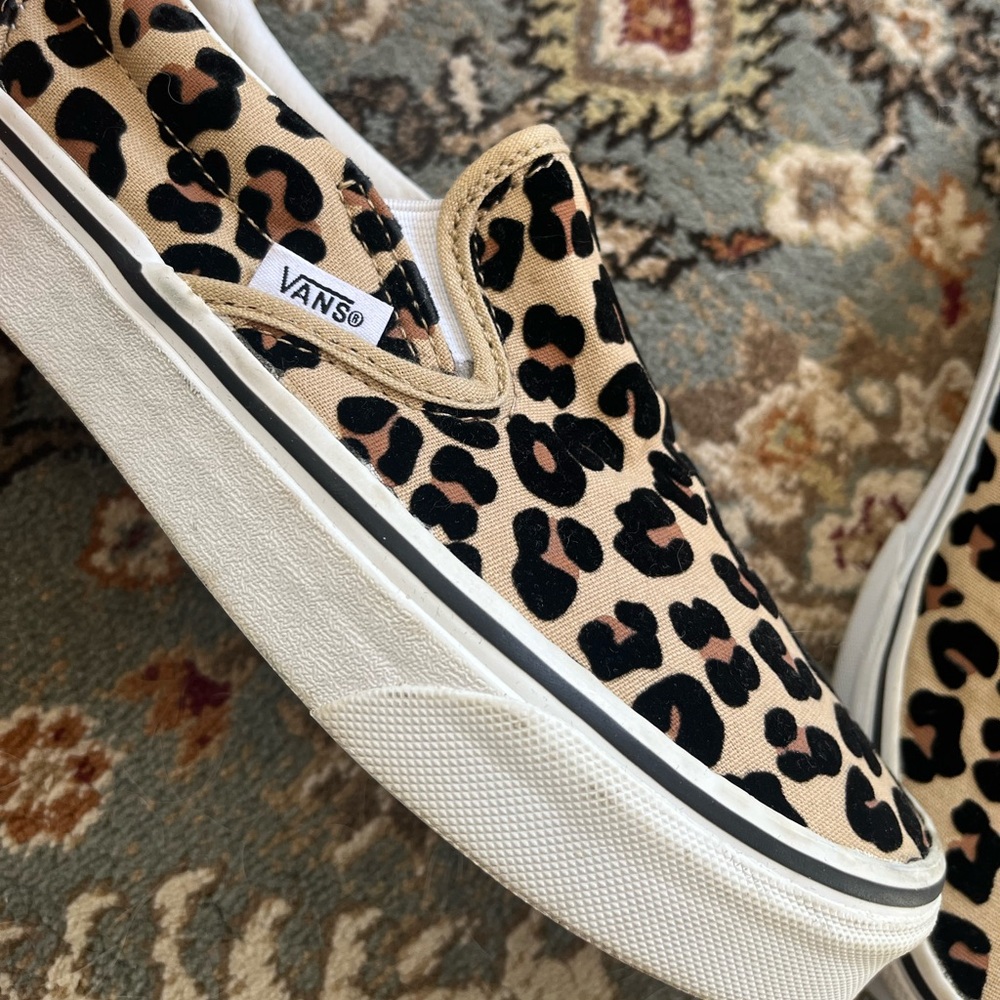Leopard vans - Picture 2 of 6